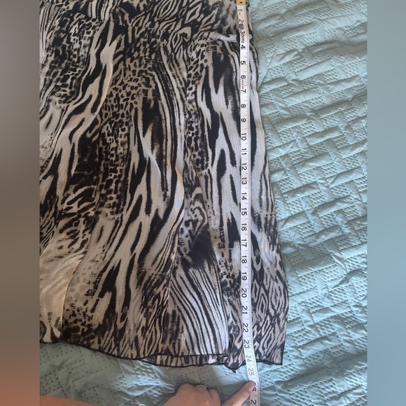 Vintage Reitmans black and white animal print skirt - size 11 - Picture 5 of 5